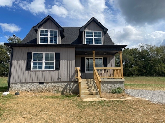 view of front of house featuring a porch