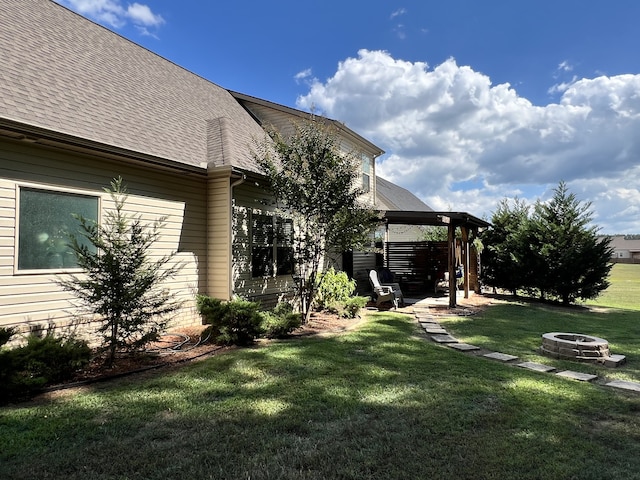 view of yard with a patio