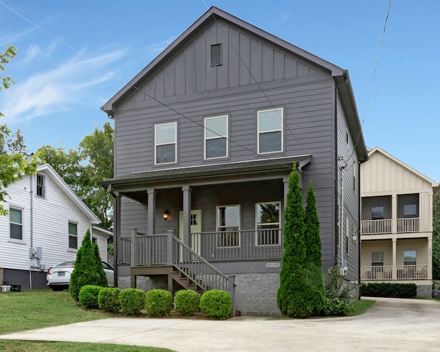 view of front of home with covered porch