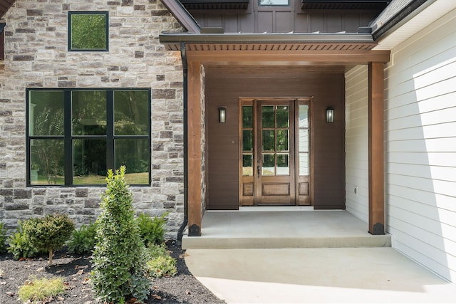 view of doorway to property