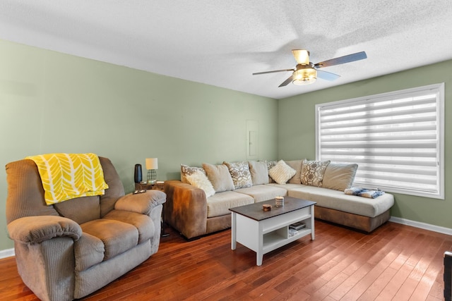 328 Donna Dr, Clarksville, TN 37042 - photo 4