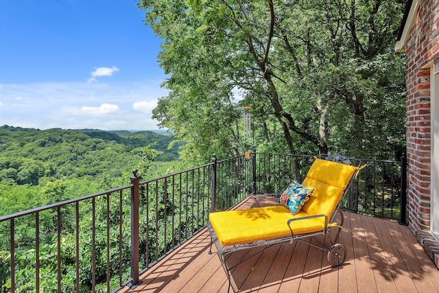 5053 Villa Crest Dr, Nashville, TN 37220 - wooden terrace featuring a wooded view