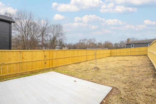 view of yard with a patio area