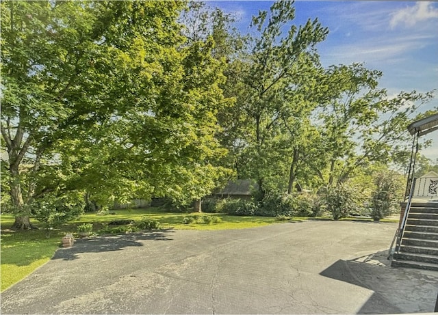 Listing photo 3 for 109 Carolyn Ave, Franklin TN 37064