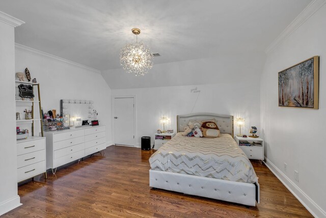 bedroom with crown molding, vaulted ceiling, dark hardwood / wood-style floors, and an inviting chandelier