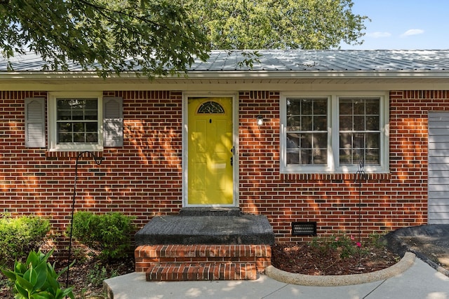 view of entrance to property