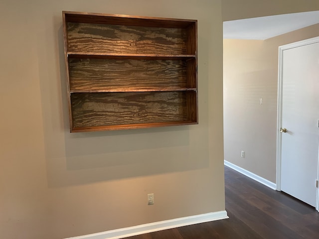 details with wood-type flooring