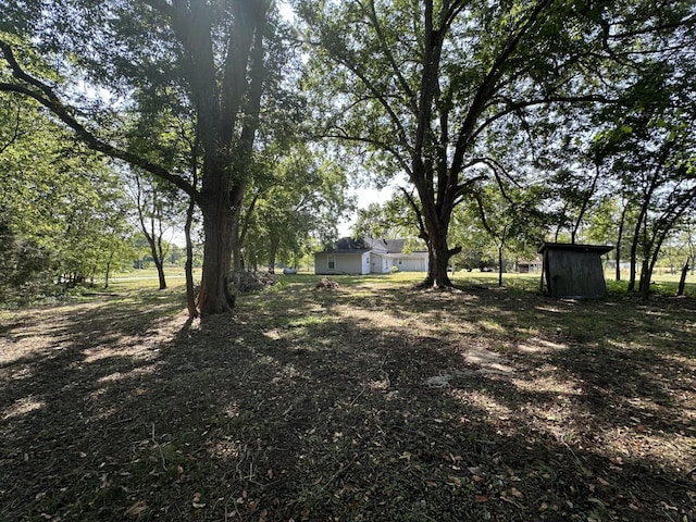 1694 Verona Caney Rd, Lewisburg, TN 37091 - view of yard