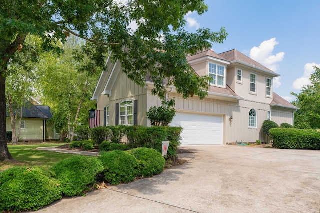 view of front of home featuring a garage