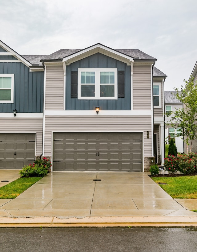 view of front of house with a garage