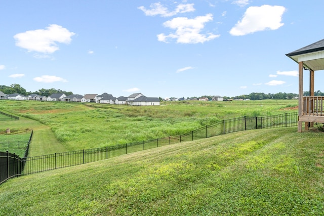 view of yard featuring a rural view