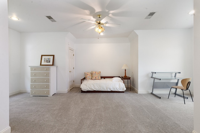 bedroom with light carpet and ceiling fan