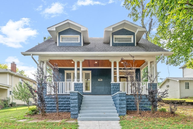 view of front of property with covered porch