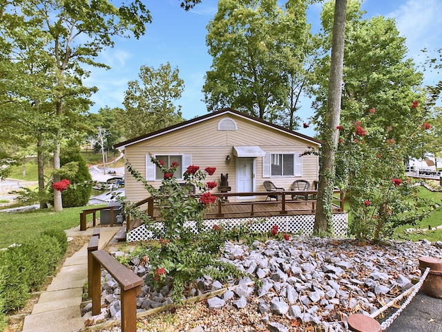 view of front of property featuring a deck