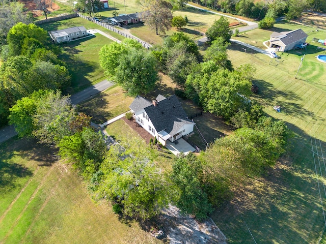 birds eye view of property featuring a rural view