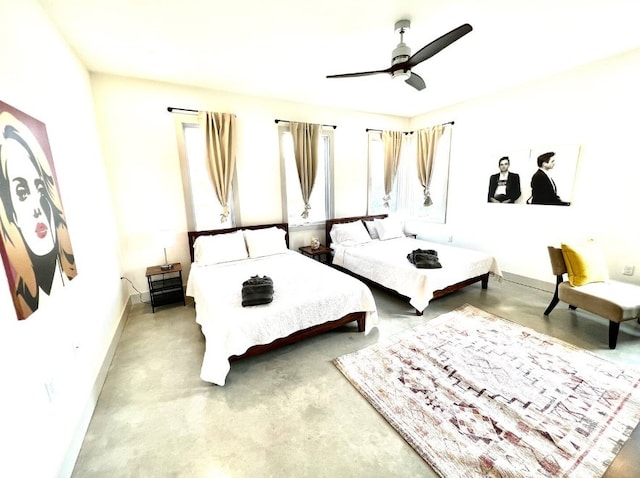 bedroom with ceiling fan