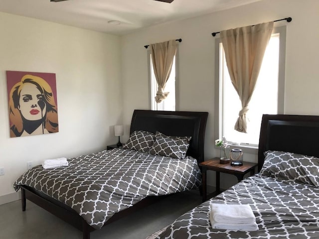 bedroom featuring ceiling fan