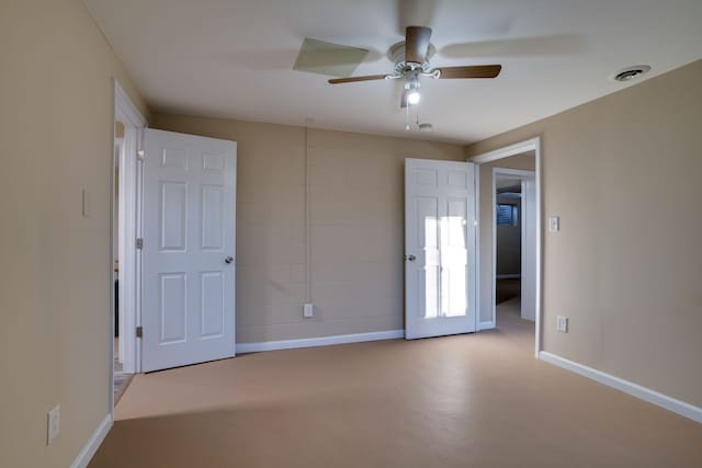 unfurnished bedroom with ceiling fan