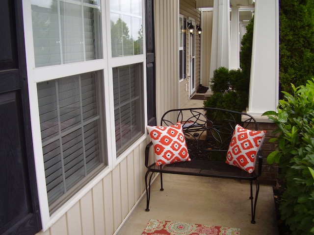 view of patio / terrace with a porch