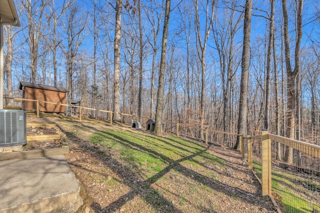 view of yard featuring central AC unit