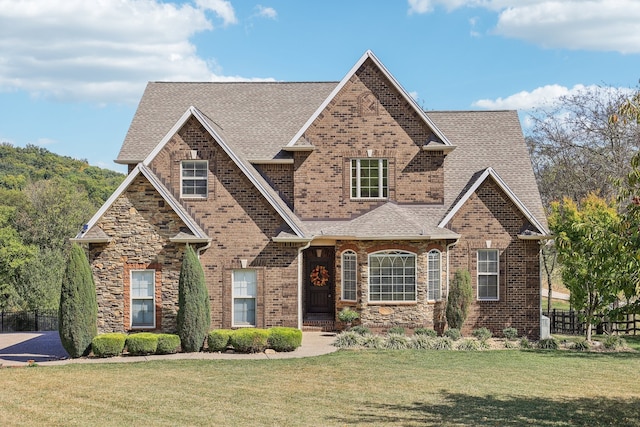 view of front of home with a front yard