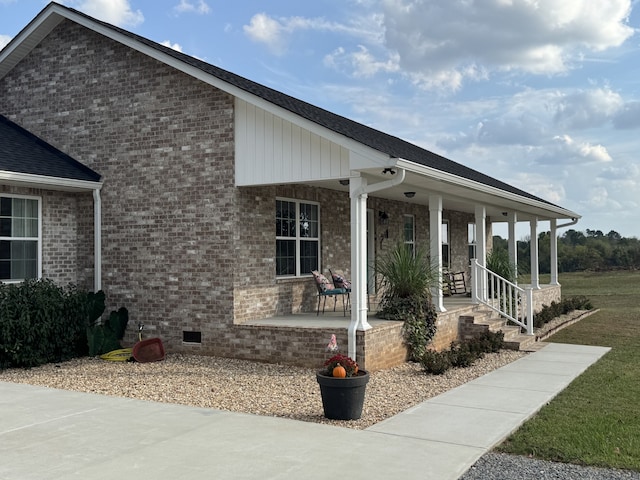 view of front of property with a porch