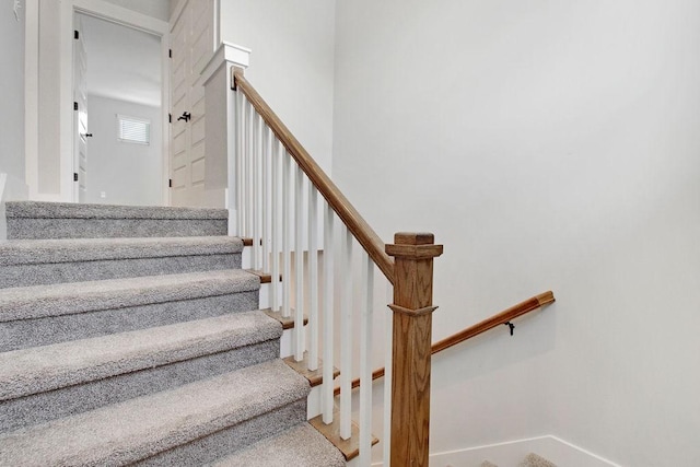 202 Summit St, Woodbury, TN 37190 - view of stairway