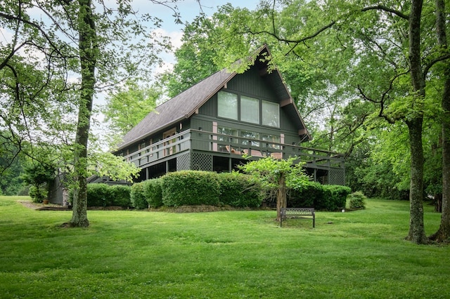 exterior space featuring a yard