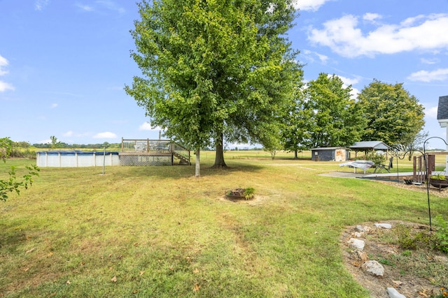 view of yard with a water view