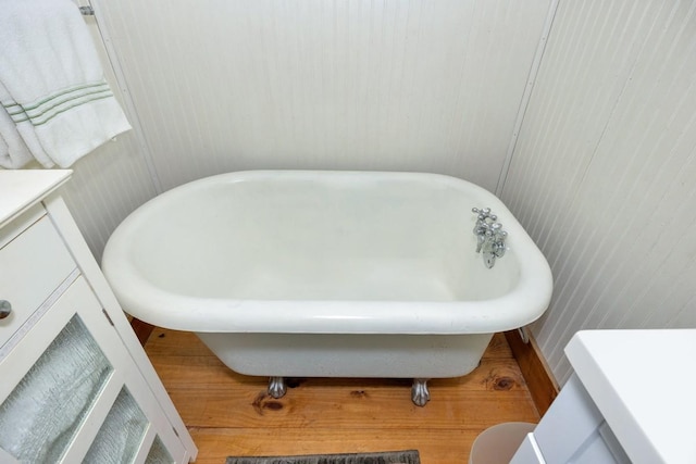 395 Case Rd, Prospect, TN 38477 - full bath with vanity and a freestanding tub
