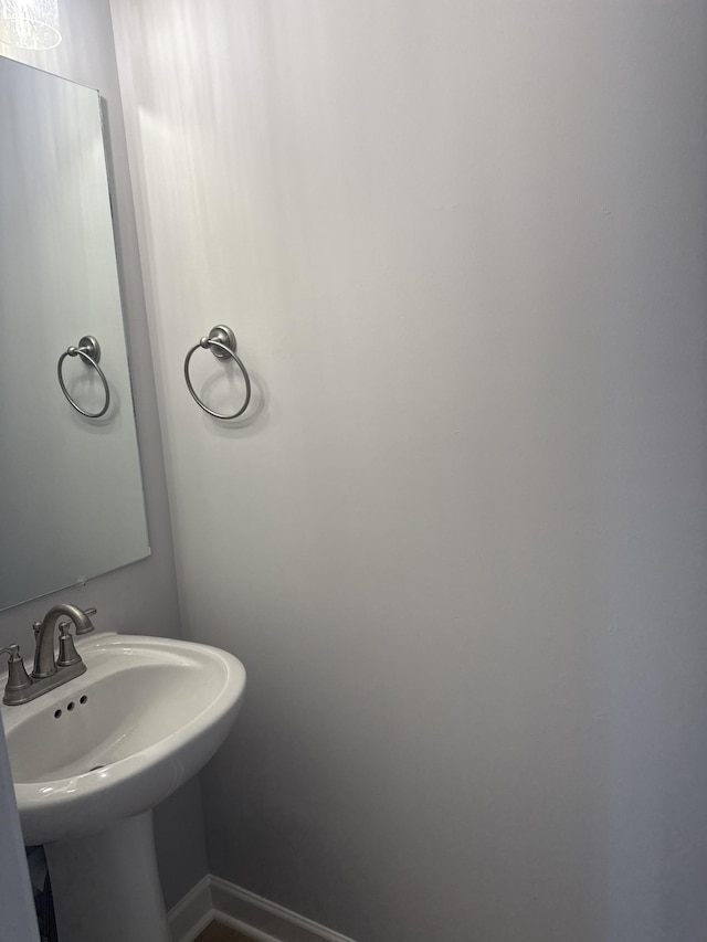 3261 Volta Rd, Christiana, TN 37037 - bathroom with a sink and baseboards