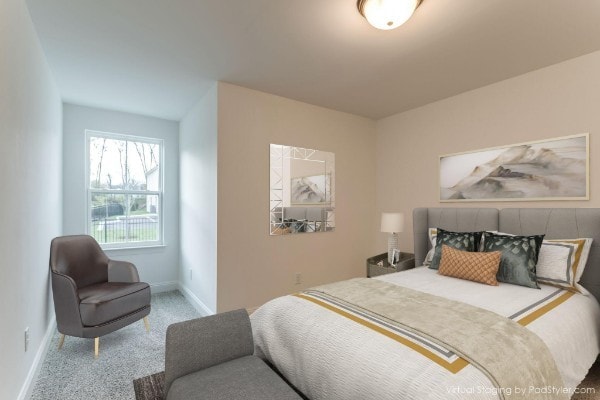 view of carpeted bedroom