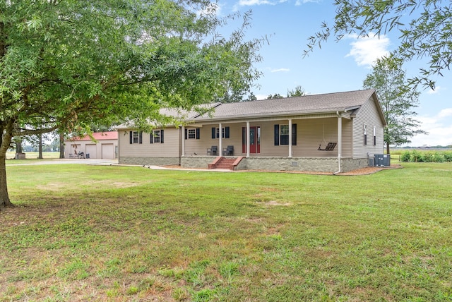 view of front of property with a front yard