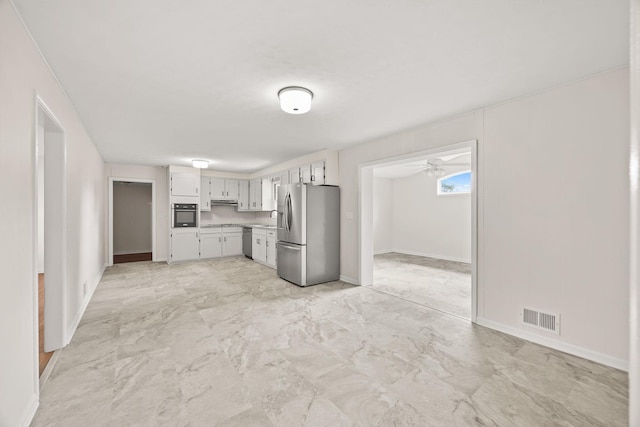 314 Robin Rd, Bowling Green, KY 42101 - kitchen featuring visible vents, light countertops, appliances with stainless steel finishes, a ceiling fan, and marble finish floor