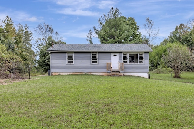 view of front of house featuring a front yard