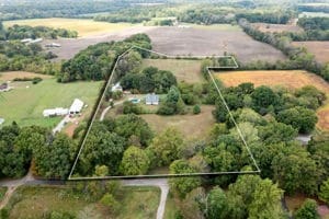 bird's eye view featuring a rural view