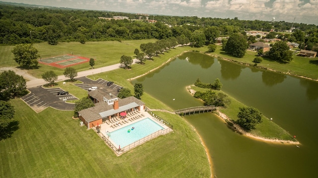 bird's eye view with a water view