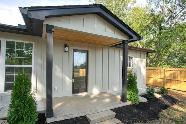 view of entrance to property