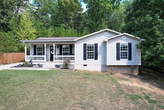 view of front of home with a front lawn and covered porch