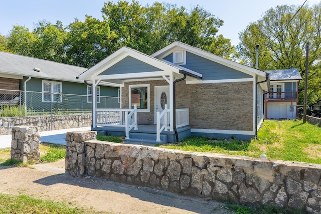 view of front of house featuring covered porch