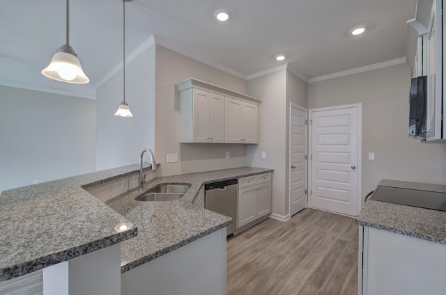 kitchen with hanging light fixtures, kitchen peninsula, sink, white cabinetry, and dishwasher