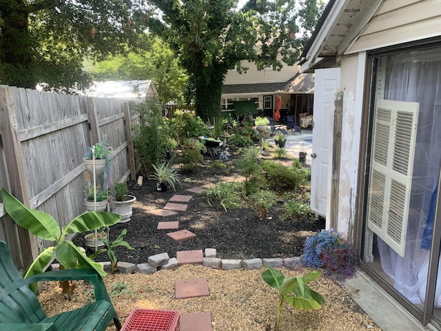 view of yard with a patio