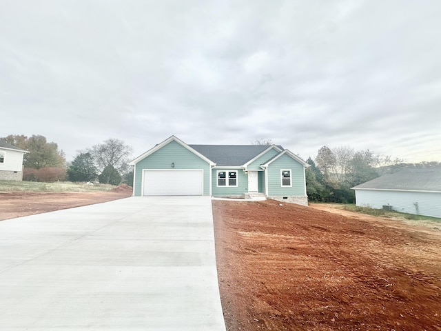 view of front facade with a garage