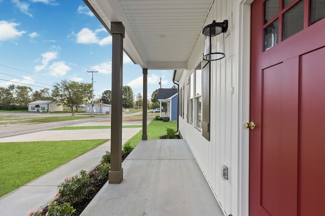 view of patio / terrace featuring covered porch