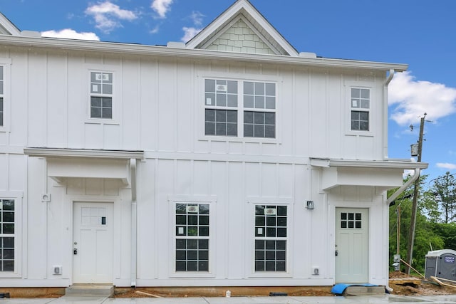 320 Moffat St Unit 105, Monteagle, TN 37356 - view of front facade with board and batten siding