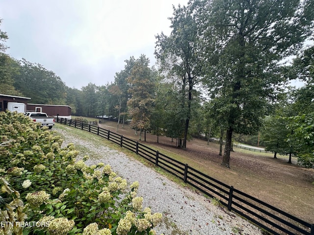 view of yard featuring a rural view