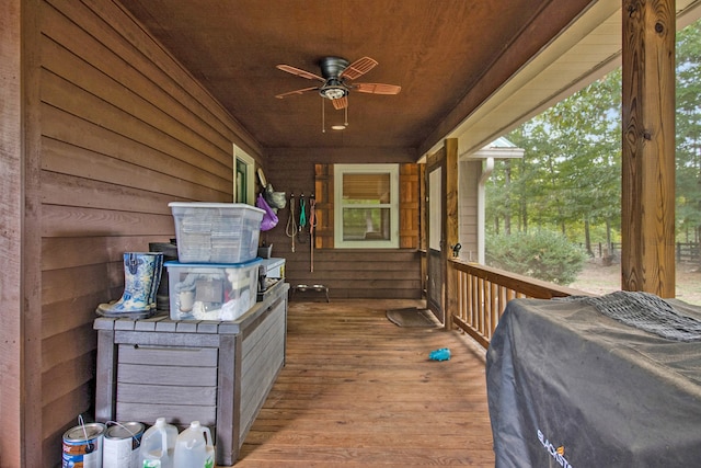 deck featuring ceiling fan