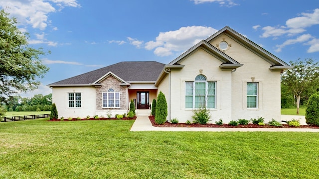 view of front facade with a front lawn