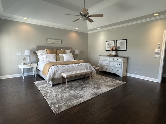 bedroom featuring crown molding, dark hardwood / wood-style floors, and ceiling fan