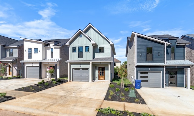 view of front facade featuring a garage